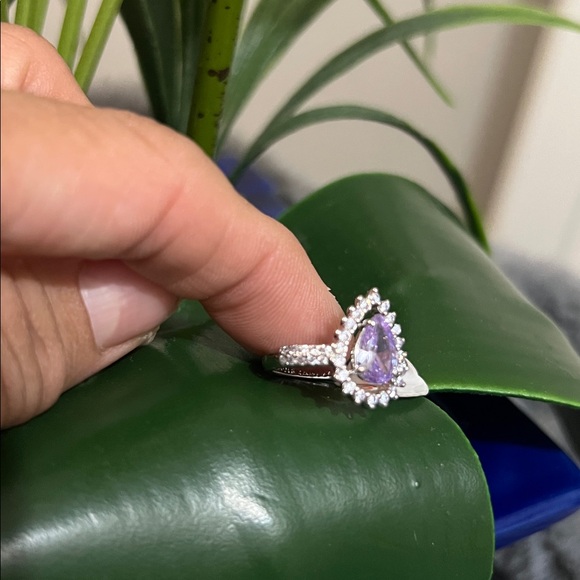 Bomb Party Women's Ring Lavender Topaz Cubic Zirconia NWT retail$128 size:6 - Picture 3 of 4